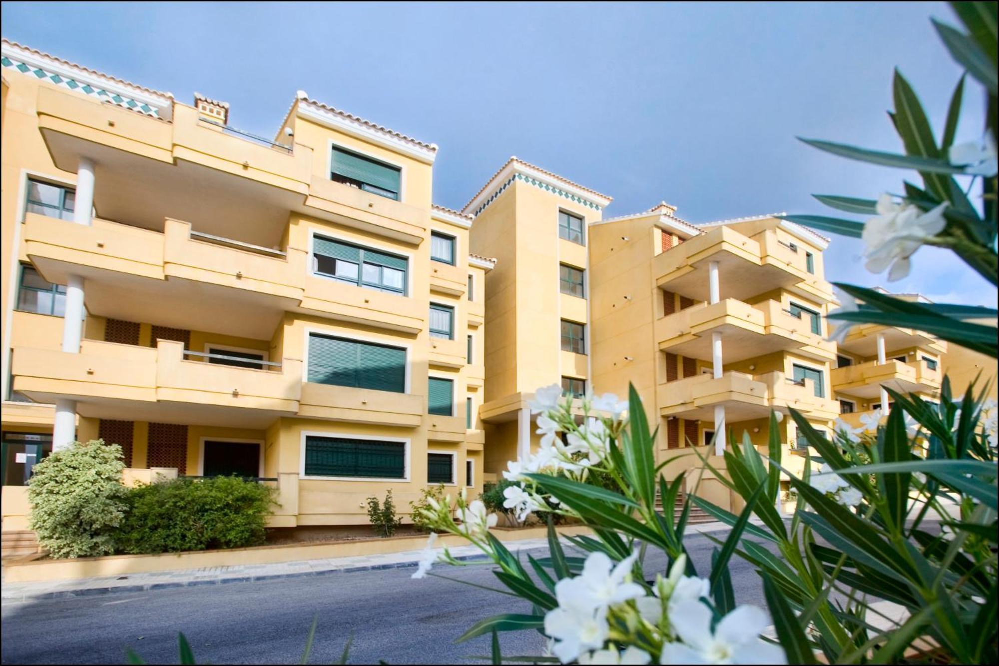 Apartamentos Lomas De Campoamor Bagian luar foto