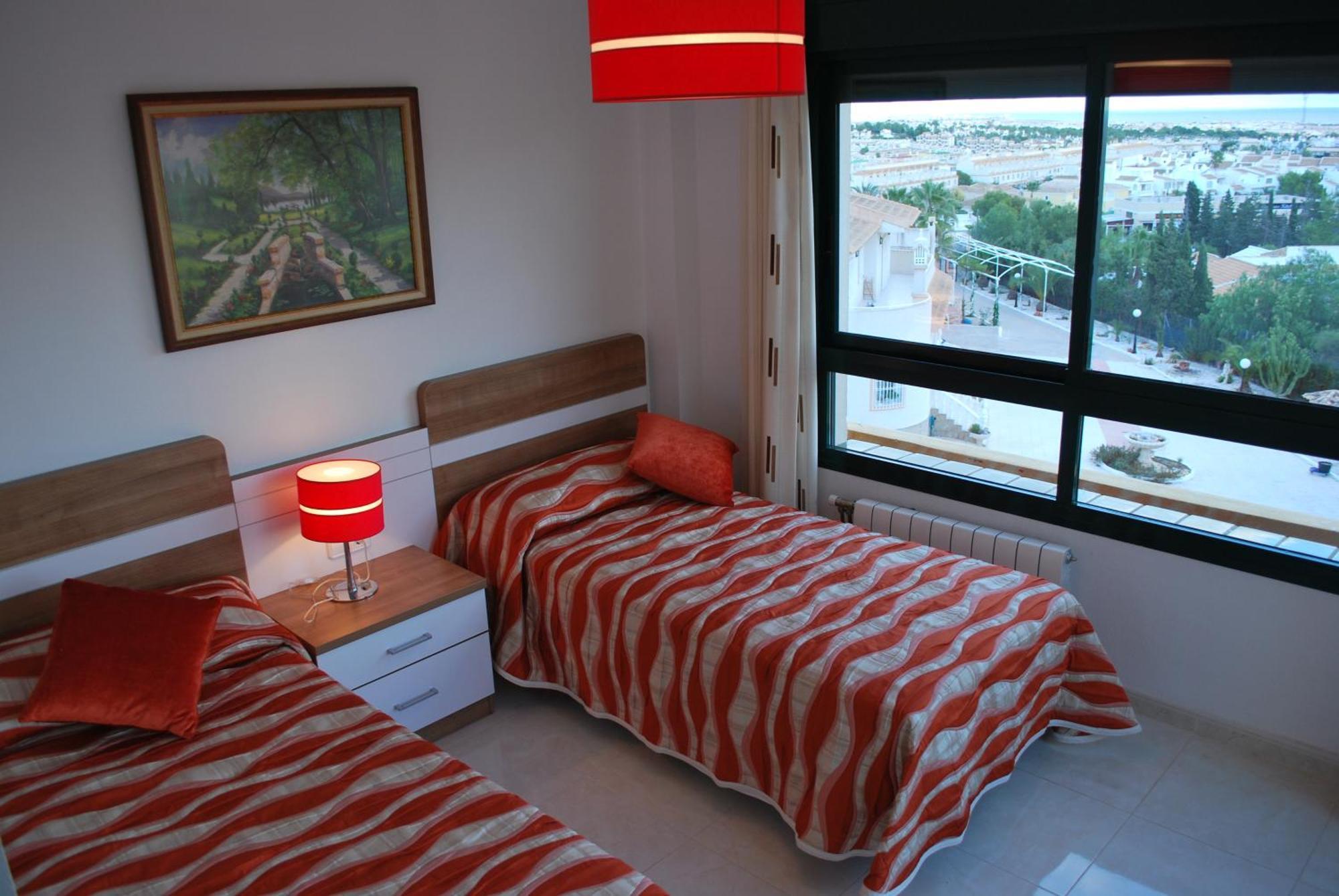 Apartamentos Lomas De Campoamor Bagian luar foto